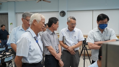 LINE_ALBUM_1140613基士徳簽約暨捐贈活動_251211_12