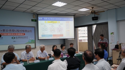 LINE_ALBUM_1140613基士徳簽約暨捐贈活動_251211_60