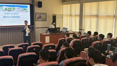 LINE_ALBUM_114.05.22長華科技講座_251211_32