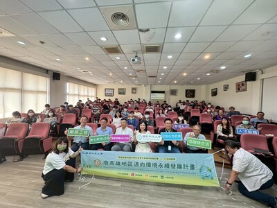 LINE_ALBUM_日月光講座1140327_250407_9
