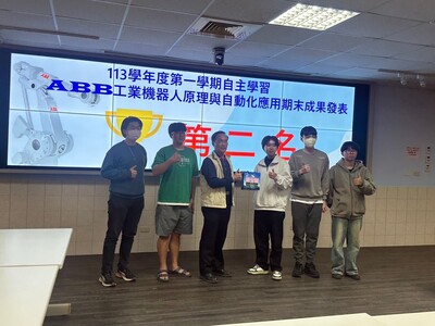 LINE_ALBUM_18 ABB機械手臂成果發表會_250109_3