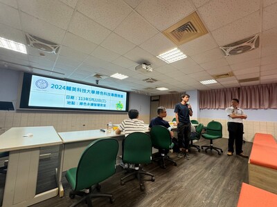 LINE_ALBUM_112學年度環生學院專題競賽1130522_240523_3